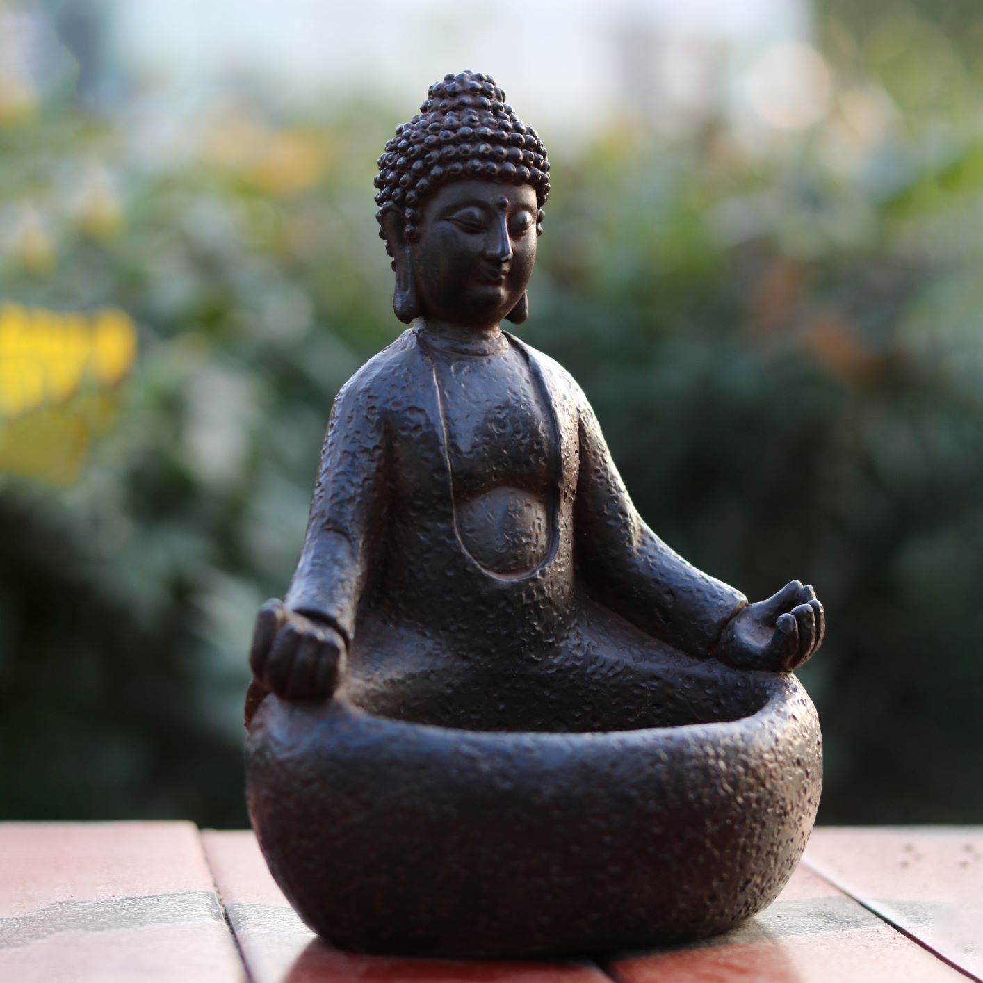 Meditating Buddha Succulent Pl - Succulent Planter Pot avaliação e preço